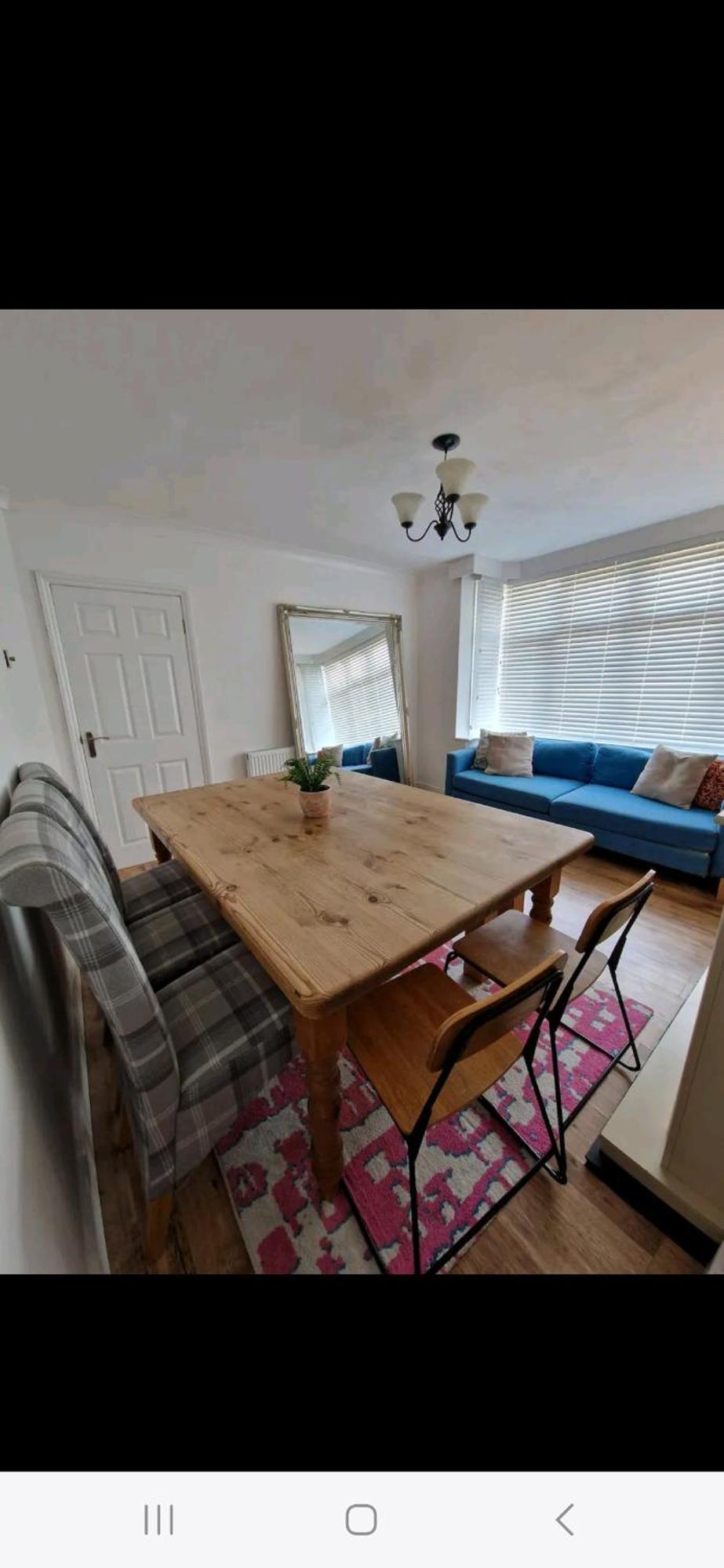 Lovely 3 Bedroom House Free Parking * Luton (Bedfordshire)